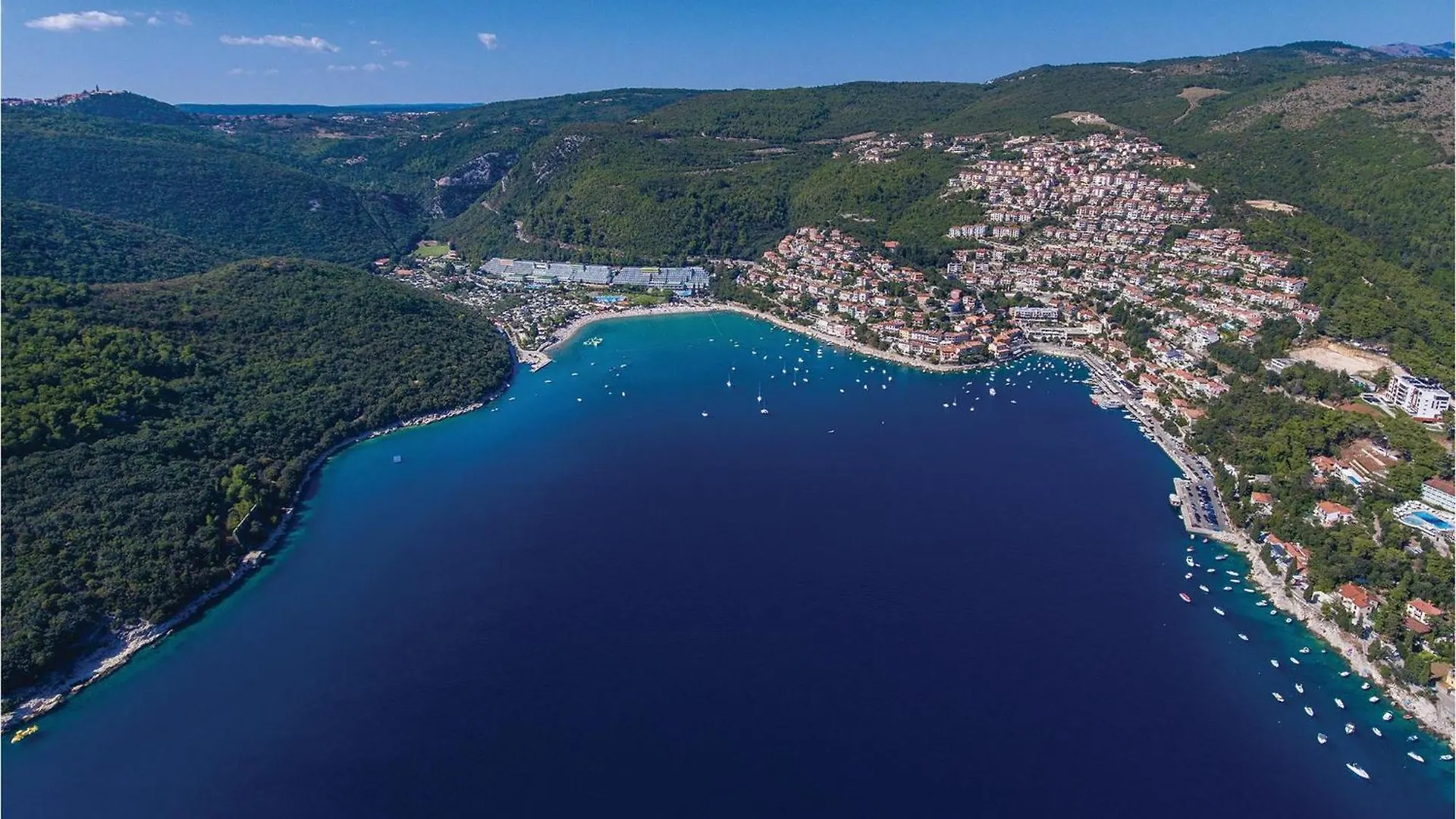 3 Bedroom Awesome Home In Labin Labin