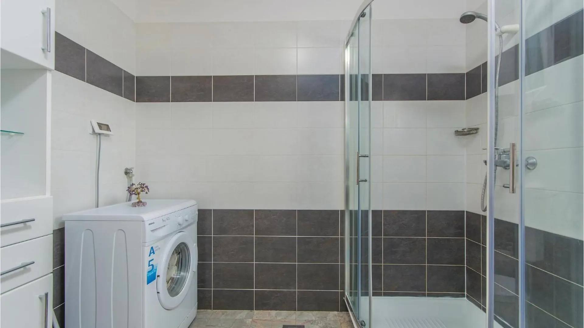 3 Bedroom Awesome Home In Labin Labin  Holiday home